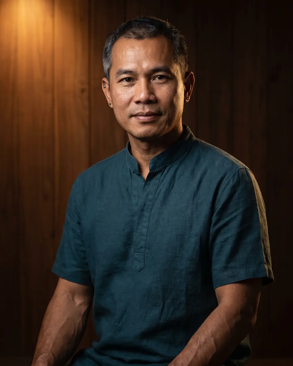 Somchai, Therapeut